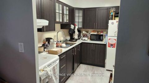 Photo 14 at 1202 - 20 Edgecliff Golfway, Flemingdon Park, Toronto