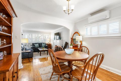 Photo 4 at 220 Parkview Hill Crescent, Parkview, Toronto