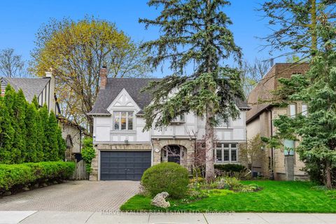 Photo 1 at 141 Old Forest Hill Road, Forest Hill North, Toronto
