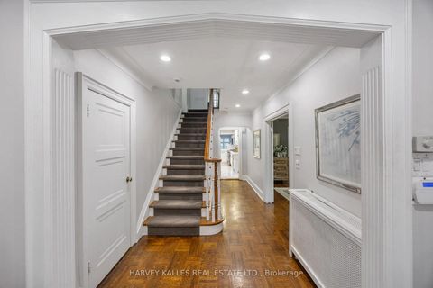 Photo 3 at 141 Old Forest Hill Road, Forest Hill North, Toronto