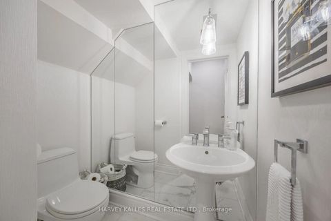 Photo 6 at 141 Old Forest Hill Road, Forest Hill North, Toronto