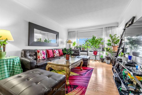 Photo 2 at 5 Thwaite Avenue, Jane Heights, Toronto