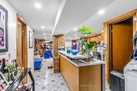 Photo 23 at 5 Thwaite Avenue, Jane Heights, Toronto