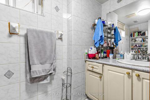 Photo 30 at 5 Thwaite Avenue, Jane Heights, Toronto