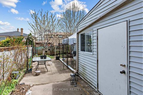 Photo 31 at 5 Thwaite Avenue, Jane Heights, Toronto