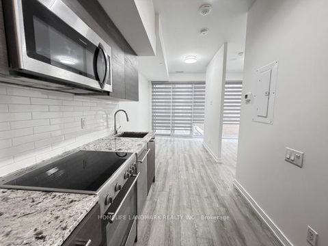 Photo 3 at 308 - 28 Wellesley Street E, Yonge Corridor, Toronto