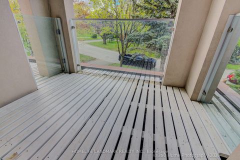 Photo 34 at 37 CHATFIELD Drive, Don Mills, Toronto