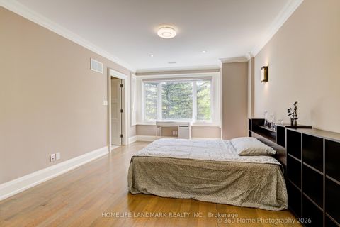Photo 37 at 37 CHATFIELD Drive, Don Mills, Toronto