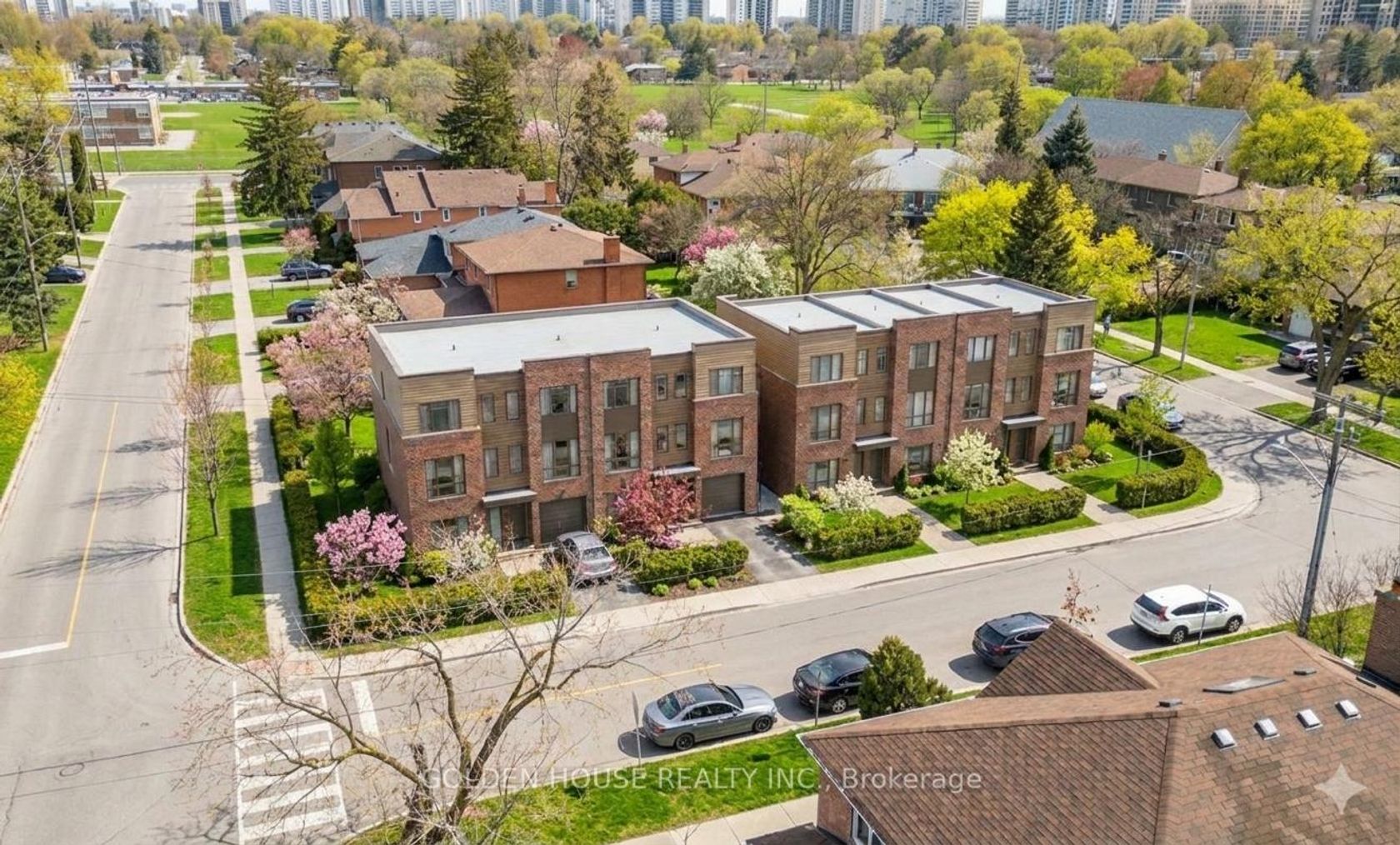260 Moore Park Avenue, Newtonbrook West, Toronto 