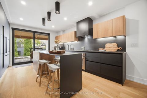 Photo 6 at 87 Mackay Avenue, Davenport, Toronto