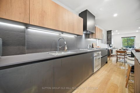 Photo 9 at 87 Mackay Avenue, Davenport, Toronto