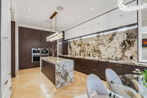 Photo 5 at 8 Baby Point Terrace, Lambton Baby Point, Toronto