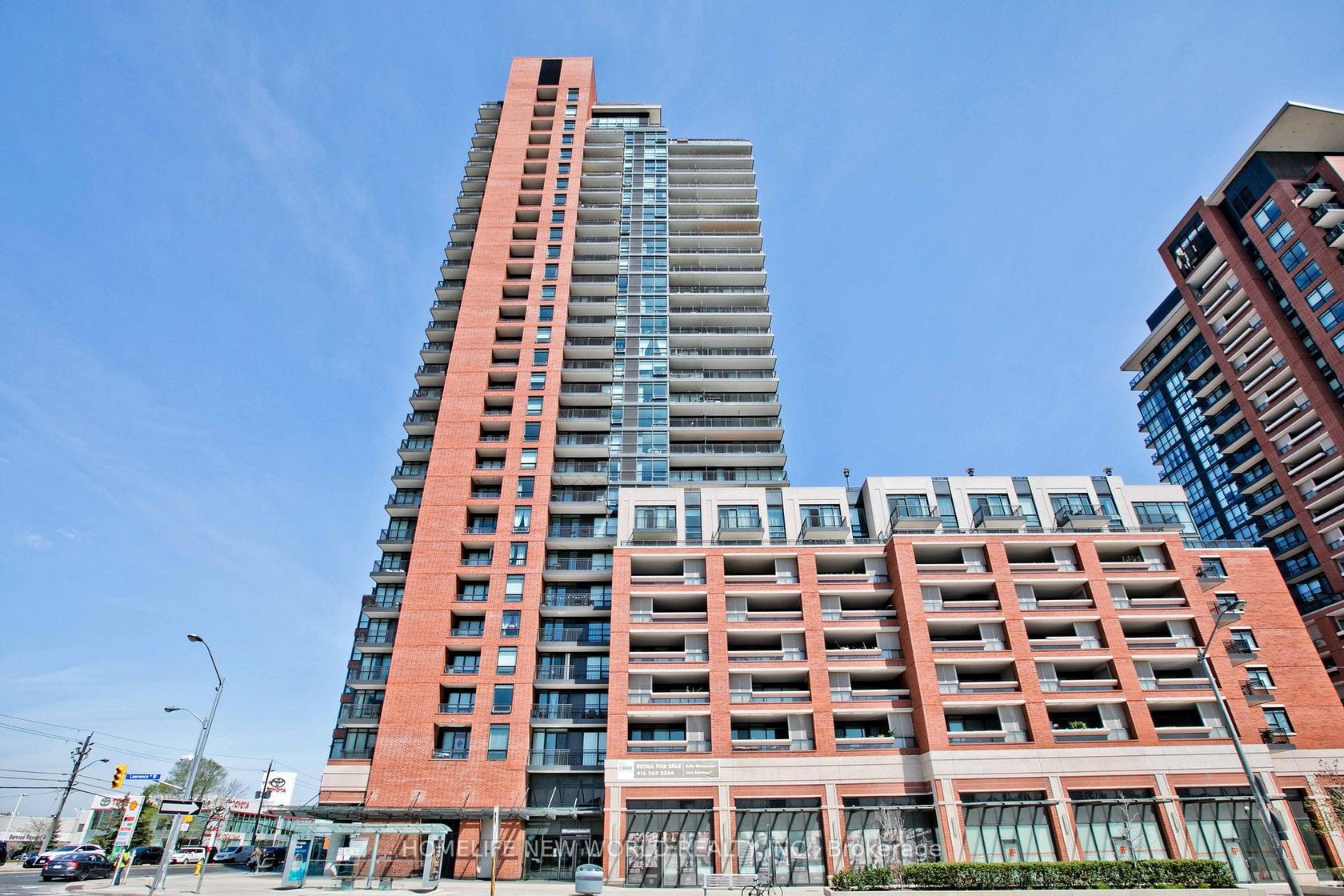 836 - 830 Lawrence Avenue W, Glen Park, Toronto photo 2