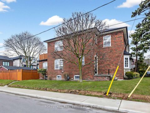 Photo 1 at 28 Castle Knock Road, Lawrence Park South, Toronto
