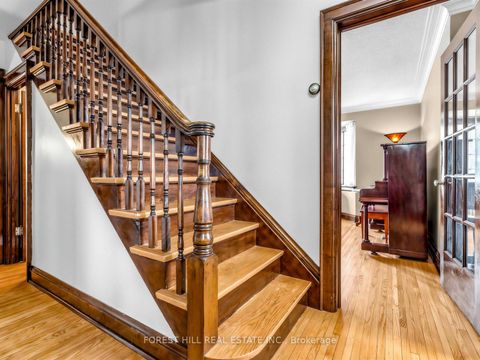 Photo 5 at 28 Castle Knock Road, Lawrence Park South, Toronto