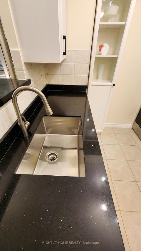 Photo 5 at 2422 - 700 Humberwood Boulevard, Clairville, Toronto