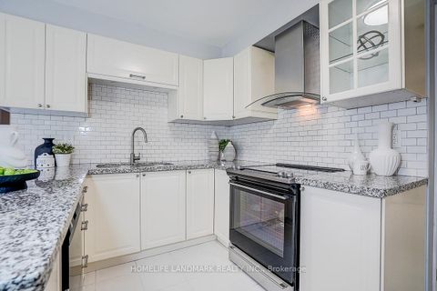 Photo 14 at 20 Lippincott Court, North Richvale, Richmond Hill