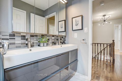 Photo 28 at 20 Lippincott Court, North Richvale, Richmond Hill