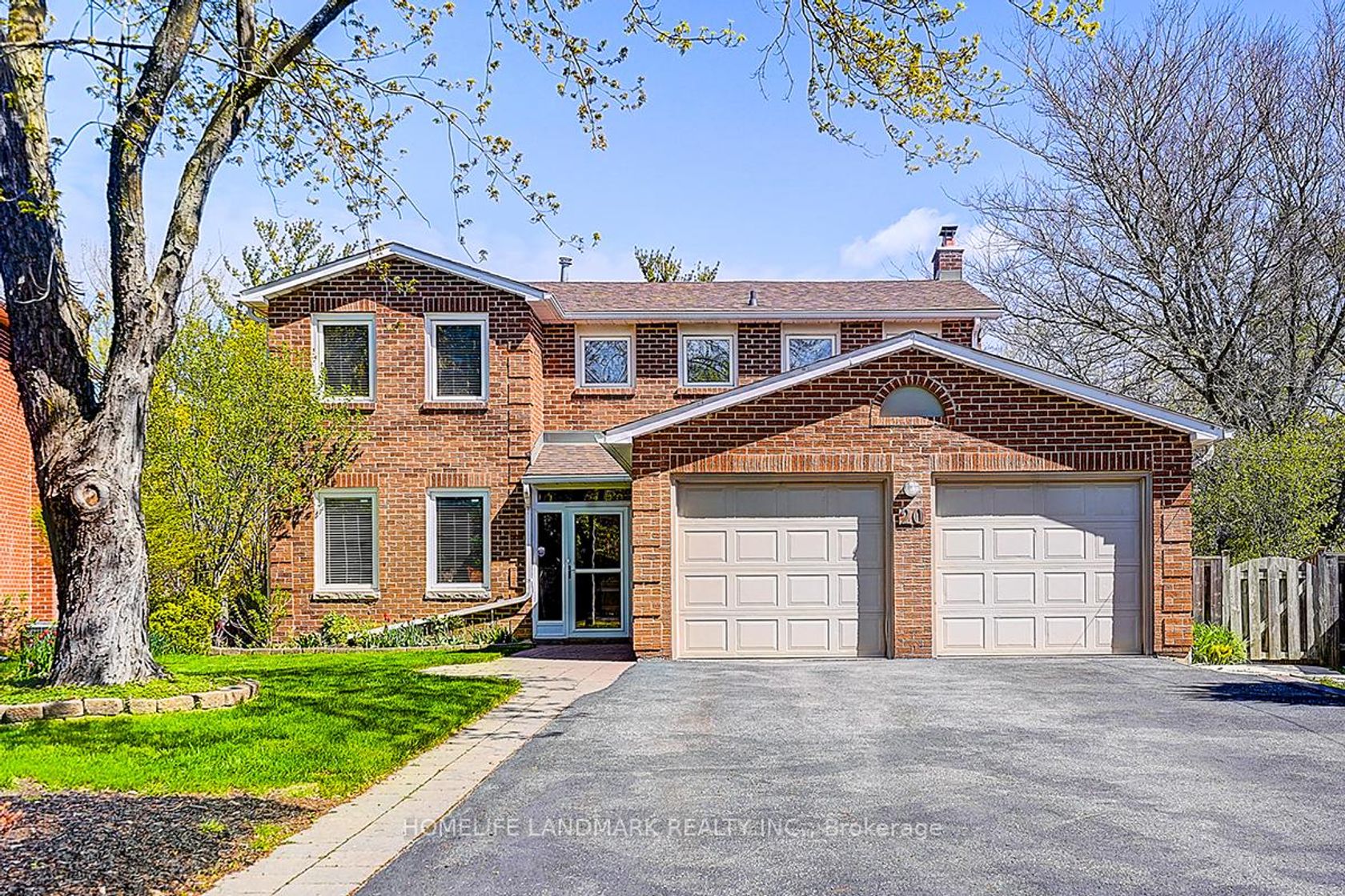 20 Lippincott Court, North Richvale, Richmond Hill photo 3