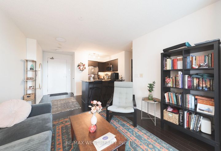 Photo 2 at 524 - 27 Rean Drive, Bayview Village, Toronto