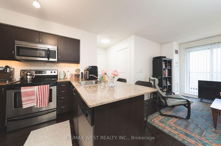 Photo 7 at 524 - 27 Rean Drive, Bayview Village, Toronto