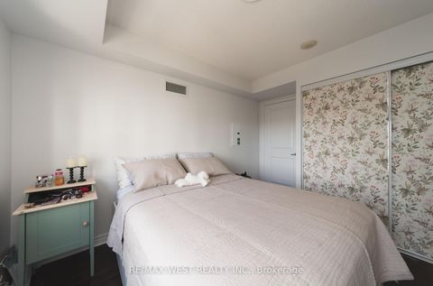 Photo 10 at 524 - 27 Rean Drive, Bayview Village, Toronto