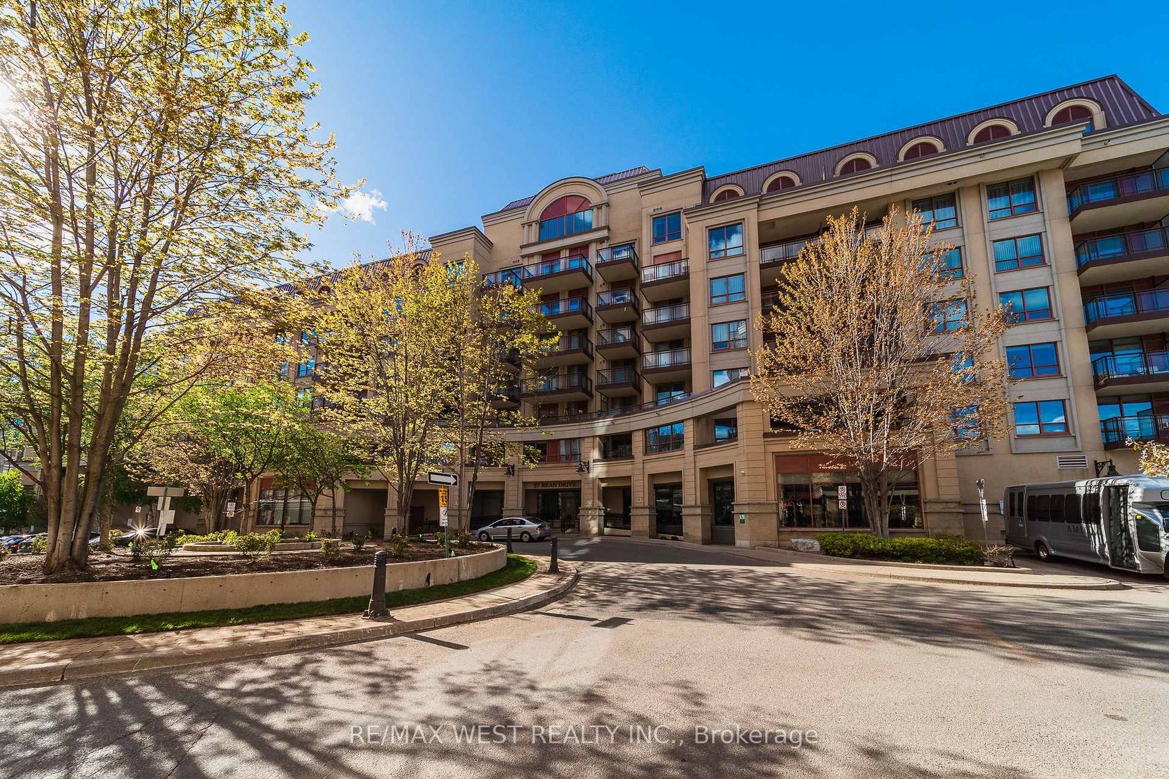 524 - 27 Rean Drive, Bayview Village, Toronto 