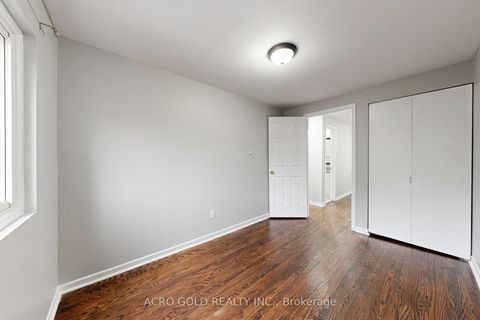 Photo 10 at 62 - 441 Military Trail, Morningside, Toronto