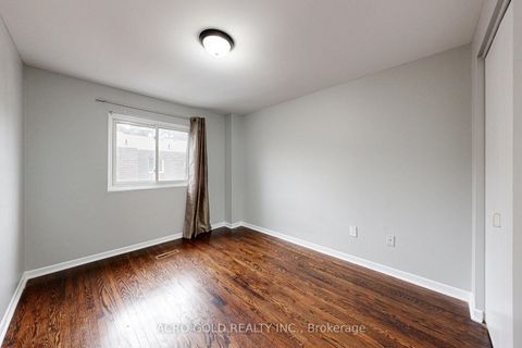 Photo 12 at 62 - 441 Military Trail, Morningside, Toronto