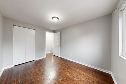 Photo 13 at 62 - 441 Military Trail, Morningside, Toronto