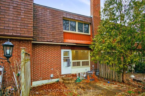 Photo 22 at 62 - 441 Military Trail, Morningside, Toronto