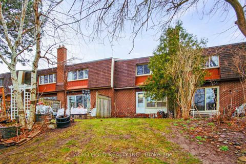 Photo 23 at 62 - 441 Military Trail, Morningside, Toronto