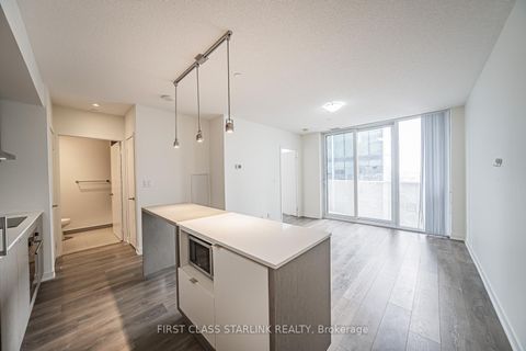Photo 4 at 2801 - 100 Harbour Street, Waterfront Communities C1, Toronto
