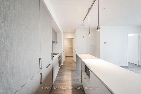 Photo 8 at 2801 - 100 Harbour Street, Waterfront Communities C1, Toronto