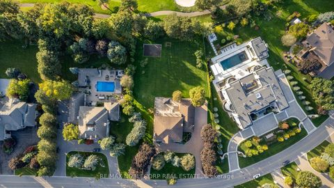 Photo 4 at 72 Balding Boulevard, East Woodbridge, Vaughan