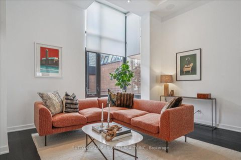 Photo 4 at 13 Gilead Place, Moss Park, Toronto