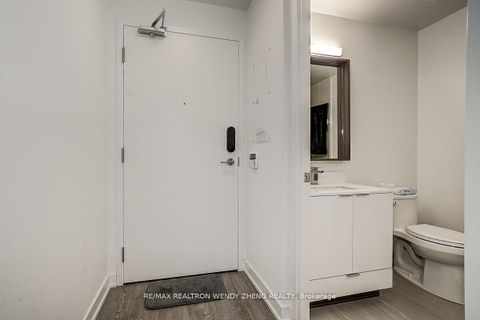 Photo 5 at 307 - 543 Richmond Street W, Waterfront Communities C1, Toronto