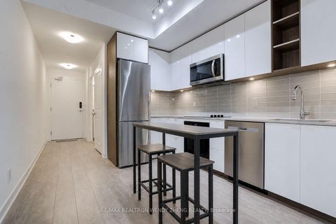 Photo 6 at 307 - 543 Richmond Street W, Waterfront Communities C1, Toronto
