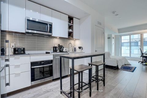 Photo 8 at 307 - 543 Richmond Street W, Waterfront Communities C1, Toronto