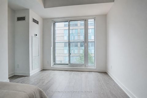 Photo 13 at 307 - 543 Richmond Street W, Waterfront Communities C1, Toronto