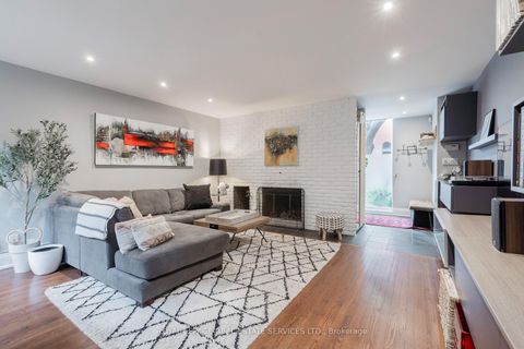 Photo 1 at 73 Berkeley Street, Moss Park, Toronto