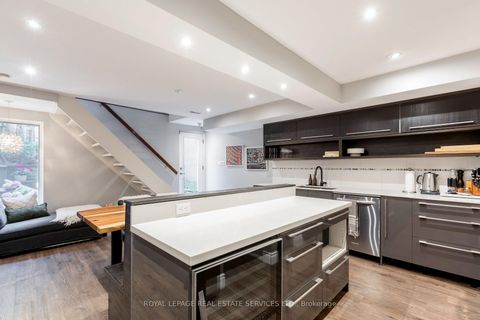Photo 9 at 73 Berkeley Street, Moss Park, Toronto