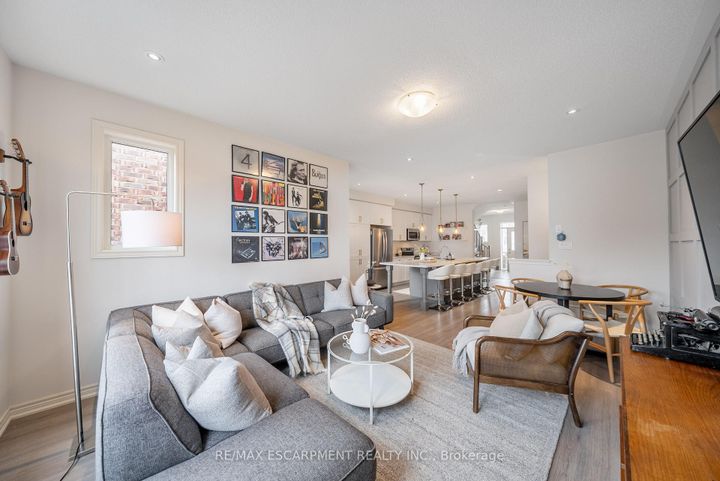 Photo 16 at 223 Skinner Road, Waterdown, Hamilton