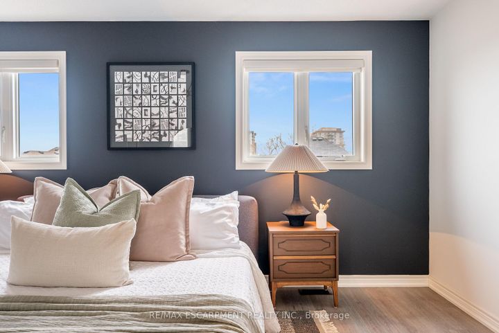 Photo 20 at 223 Skinner Road, Waterdown, Hamilton