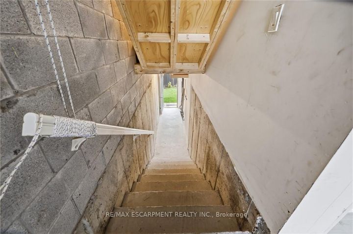 Photo 44 at 223 Skinner Road, Waterdown, Hamilton
