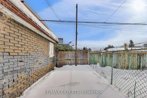 Photo 4 at 1895 Davenport Road, Pellam Park, Toronto