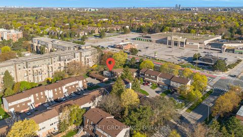 Photo 2 at 58 Yellow birchway, Hillcrest Village, Toronto