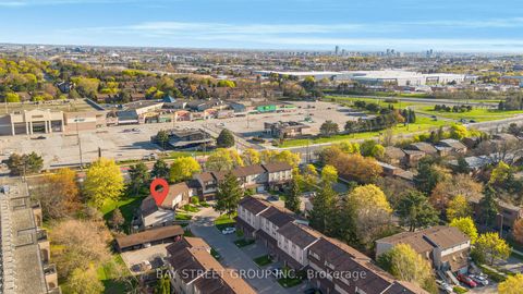 Photo 4 at 58 Yellow birchway, Hillcrest Village, Toronto