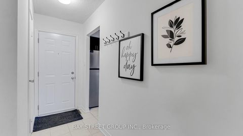 Photo 9 at 58 Yellow birchway, Hillcrest Village, Toronto