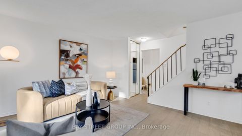 Photo 12 at 58 Yellow birchway, Hillcrest Village, Toronto